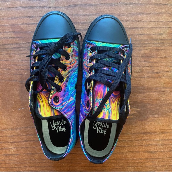 🔹2 for $85🔹 Yes We Vibe “Dripping Fluo” men’s low cut shoes - Picture 2 of 4